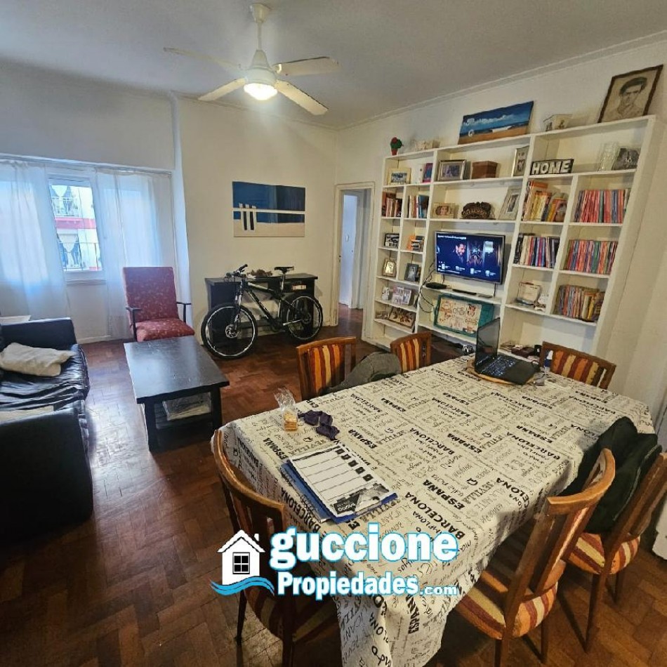 VENDEMOS ESTE HERMOSO 4 AMBIENTES CUARTO PISO EN ZONA MACRO CENTRO 