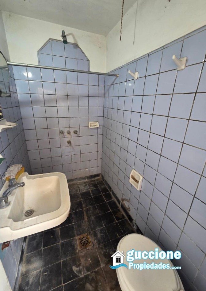 CHALET 3 AMBIENTES A UNA CUADRA DE JUAN B JUSTO A UN PRECIO MUY COMPETIVO 