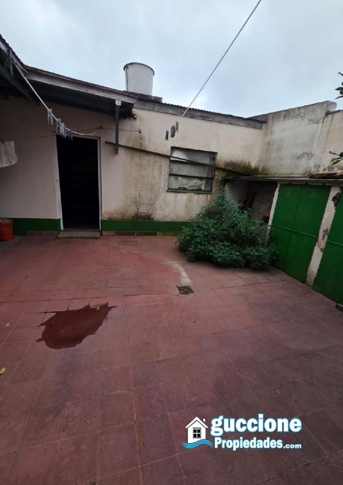 CHALET 3 AMBIENTES A UNA CUADRA DE JUAN B JUSTO A UN PRECIO MUY COMPETIVO 