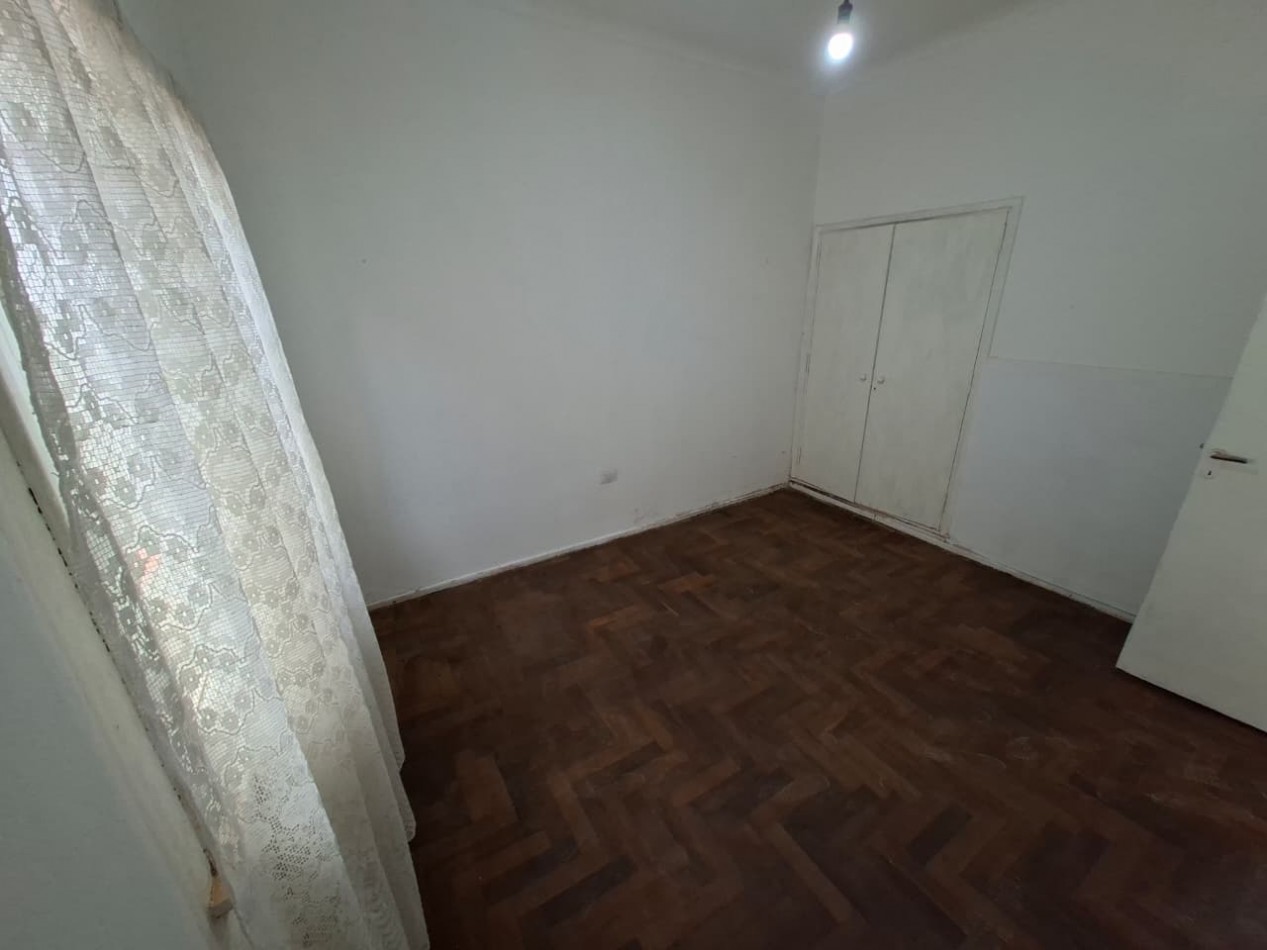 Casa Frente de 3 ambientes